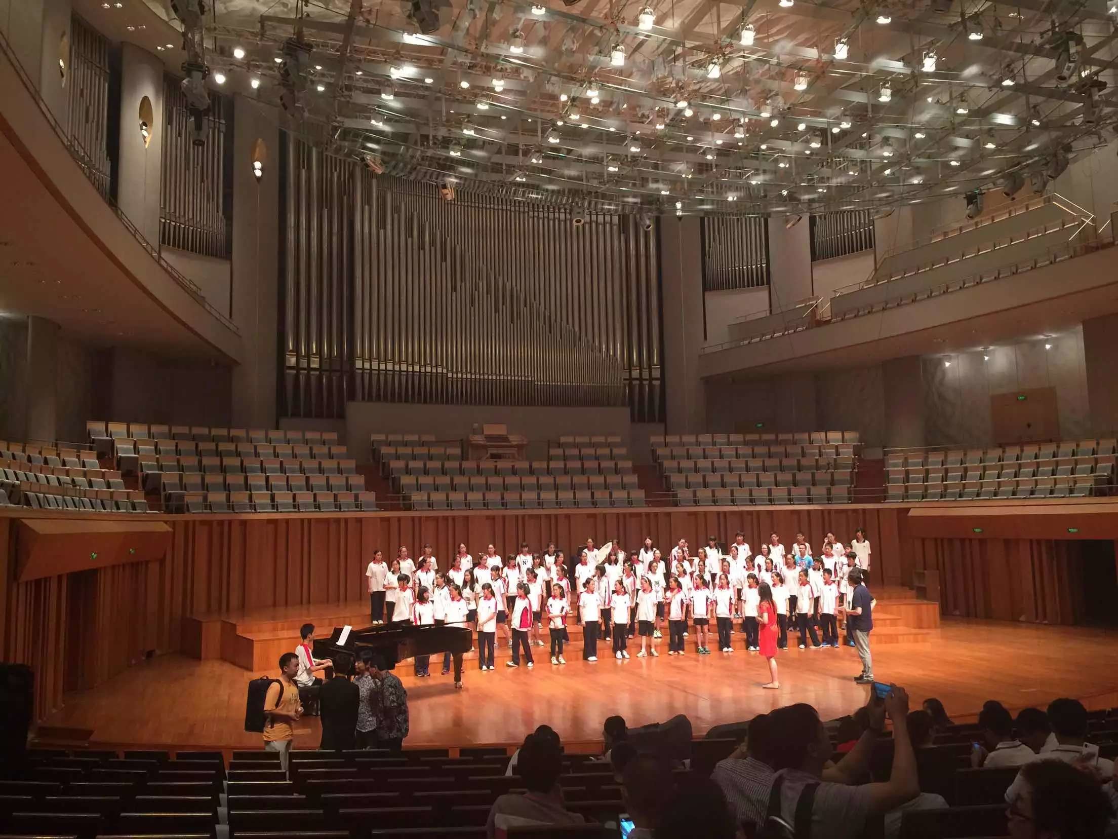 �������ʦ����